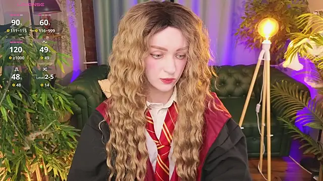 Snapshot of _pink_wassabi_ chatting on 10/31/25, 10:33 pink wassabi online show from 10/31/25, 10:33