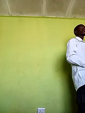 Snapshot of phumlanisanka chatting on 11/07/25, 08:47 phumlanisanka online show from 11/07/25, 08:47