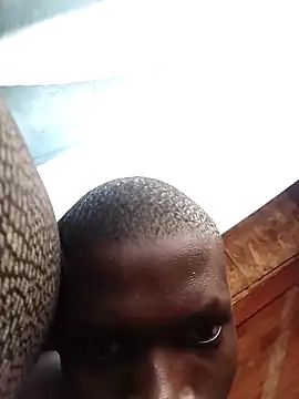 Snapshot of phumlanisanka chatting on 01/07/26, 12:18 phumlanisanka online show from 01/07/26, 12:18