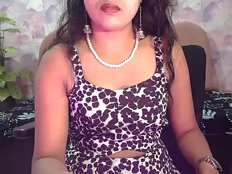 shaalu sharma online show from 09/19/25, 07:21