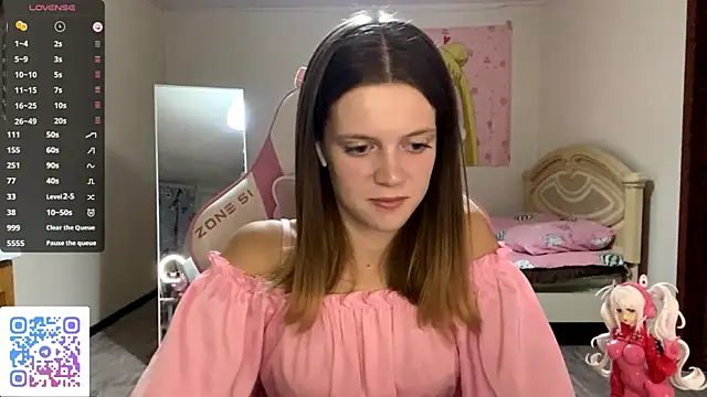 VibeQueenLucy online show from 10/01/25, 03:18