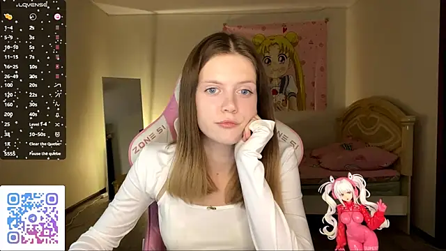 VibeQueenLucy online show from 10/07/25, 03:31