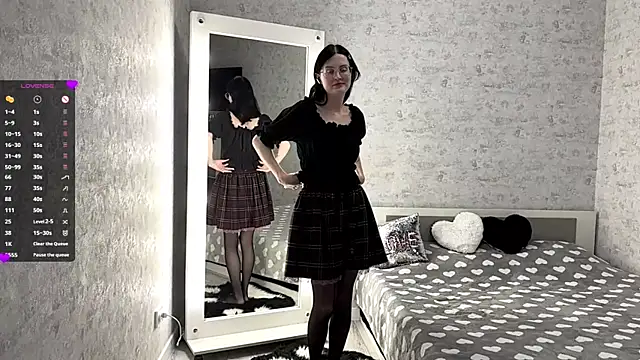 FakeLamb online show from 10/13/25, 09:04