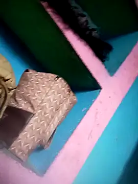 Hansini Gowda online show from 10/16/25, 08:26