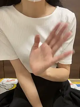 Snapshot of yayoi_jp chatting on 06/04/26, 02:34 yayoi jp online show from 06/04/26, 02:34