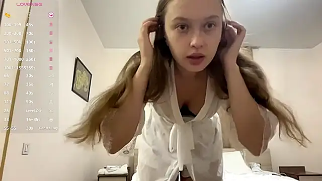 CharlynDini online show from 09/17/25, 02:41