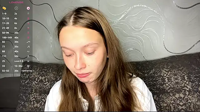 CharlynDini online show from 10/03/25, 03:20