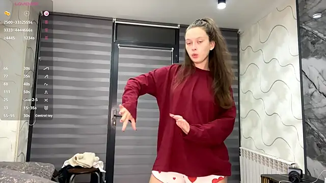 CharlynDini online show from 10/08/25, 03:42