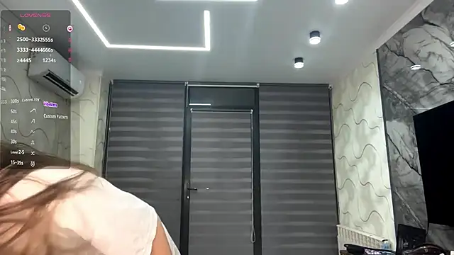 CharlynDini online show from 11/01/25, 03:14