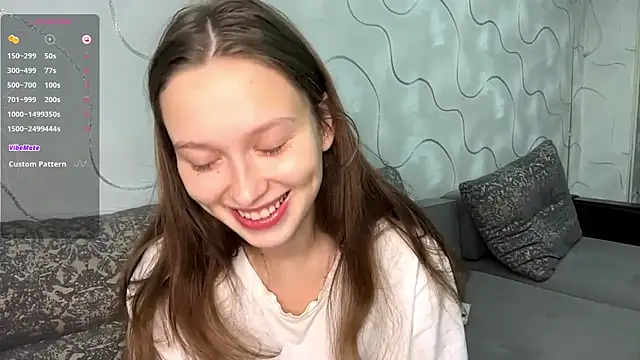 CharlynDini online show from 11/03/25, 03:13