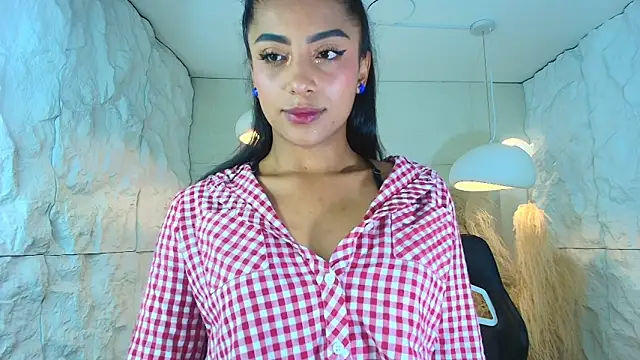 Snapshot of katty_berry_r chatting on 11/23/25, 07:57 katty berry r online show from 11/23/25, 07:57