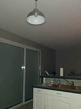 Snapshot of duomagique_off chatting on 11/23/25, 05:57 duomagique off online show from 11/23/25, 05:57