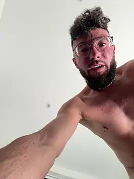 Snapshot of duomagique_off chatting on 02/22/26, 03:10 duomagique off online show from 02/22/26, 03:10