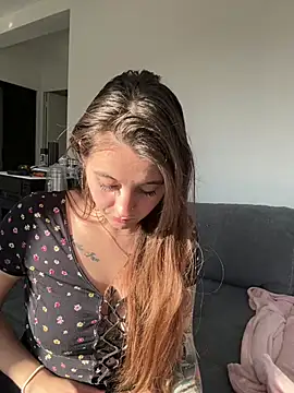 Snapshot of duomagique_off chatting on 02/25/26, 03:32 duomagique off online show from 02/25/26, 03:32