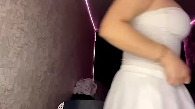 SwiiSweet online show from 10/24/25, 05:20