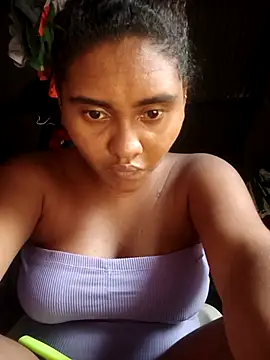 Lucy-Ferr online show from 10/10/25, 07:24