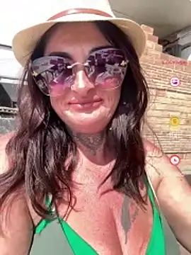 IrishmilfAnna online show from 05/18/26, 09:04