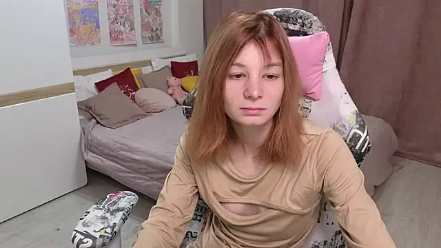 Snapshot of EllinEverly chatting on 09/23/25, 10:02 EllinEverly online show from 09/23/25, 10:02