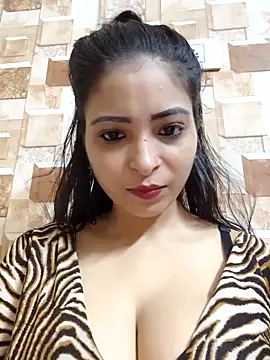 QUEEN-ADITI online show from 09/11/25, 12:49