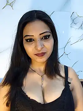 QUEEN-ADITI online show from 04/09/26, 06:13