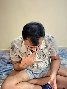 Snapshot of hahaha1319 chatting on 12/15/25, 03:11 hahaha1319 online show from 12/15/25, 03:11