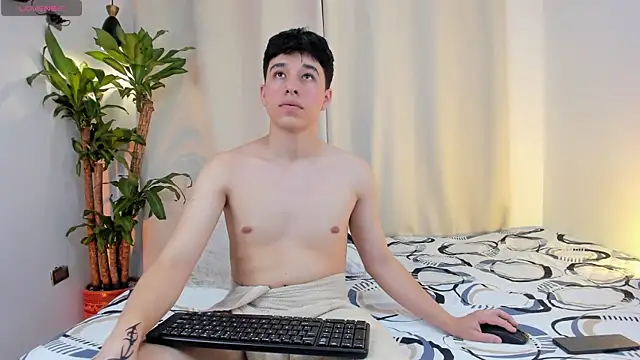 mrhot night online show from 04/05/26, 02:31