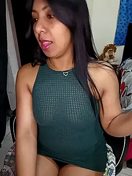 Snapshot of pocahontas_nex chatting on 12/04/25, 01:15 pocahontas nex online show from 12/04/25, 01:15