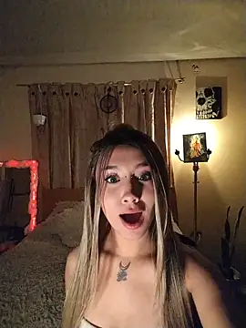 Snapshot of Ella_rr chatting on 11/29/25, 05:10 Ella rr online show from 11/29/25, 05:10