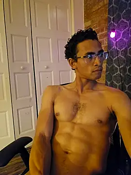 MuayTigerKing online show from 01/15/26, 03:22