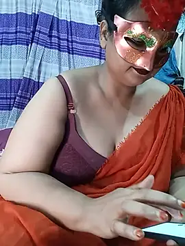 Snapshot of Tanisha-Chy chatting on 06/14/26, 05:59 Tanisha-Chy online show from 06/14/26, 05:59