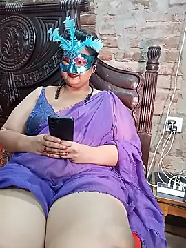 Snapshot of Tanisha-Chy chatting on 07/12/26, 05:53 Tanisha-Chy online show from 07/12/26, 05:53