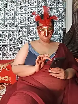 Snapshot of Tanisha-Chy chatting on 07/16/26, 06:14 Tanisha-Chy online show from 07/16/26, 06:14