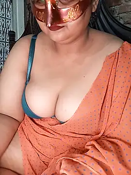 Snapshot of Tanisha-Chy chatting on 07/18/26, 05:28 Tanisha-Chy online show from 07/18/26, 05:28