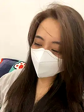 Mochi21 online show from 10/18/25, 03:31