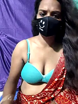 Snapshot of cutie_pei002 chatting on 09/28/25, 02:11 cutie pei002 online show from 09/28/25, 02:11