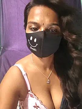 Snapshot of cutie_pei002 chatting on 10/26/25, 05:08 cutie pei002 online show from 10/26/25, 05:08