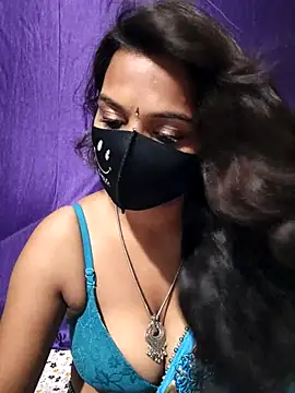 Snapshot of cutie_pei002 chatting on 10/29/25, 02:19 cutie pei002 online show from 10/29/25, 02:19