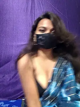 Snapshot of cutie_pei002 chatting on 11/13/25, 02:54 cutie pei002 online show from 11/13/25, 02:54