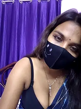 Snapshot of cutie_pei002 chatting on 11/25/25, 02:17 cutie pei002 online show from 11/25/25, 02:17