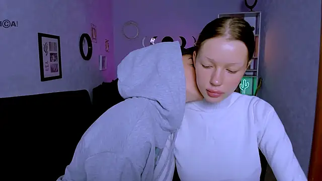 khloebeauty online show from 09/29/25, 05:45