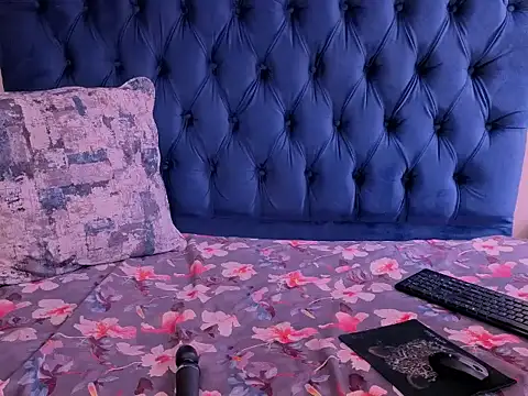 Snapshot of IndianSapphireX chatting on 11/27/25, 05:31 IndianSapphireX online show from 11/27/25, 05:31