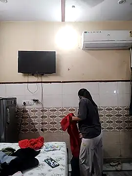 meenu bhabhi547 online show from 04/10/26, 01:44