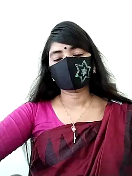 Puja-Rane online show from 10/16/25, 03:07