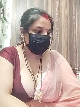 Snapshot of Sexybhabhi6 chatting on 05/13/26, 03:42 Sexybhabhi6 online show from 05/13/26, 03:42