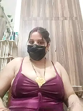 Snapshot of Sexybhabhi6 chatting on 06/11/26, 03:54 Sexybhabhi6 online show from 06/11/26, 03:54