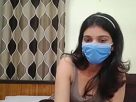 Snapshot of Cute_babydoll099 chatting on 10/15/25, 08:36 Cute babydoll099 online show from 10/15/25, 08:36