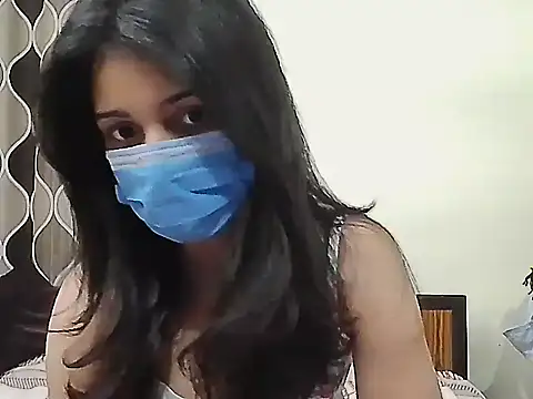 Snapshot of Cute_babydoll099 chatting on 11/24/25, 10:37 Cute babydoll099 online show from 11/24/25, 10:37