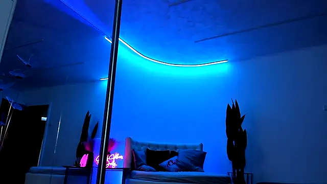 Snapshot of JessicaSky_ chatting on 09/22/25, 05:15 JessicaSky online show from 09/22/25, 05:15