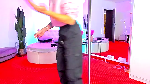 Snapshot of JessicaSky_ chatting on 10/27/25, 06:34 JessicaSky online show from 10/27/25, 06:34