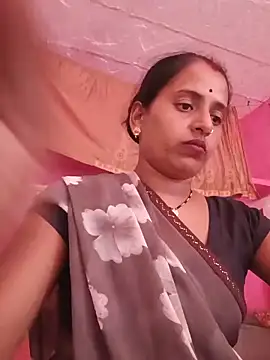Snapshot of Rupali_hot chatting on 06/11/26, 06:00 Rupali hot online show from 06/11/26, 06:00
